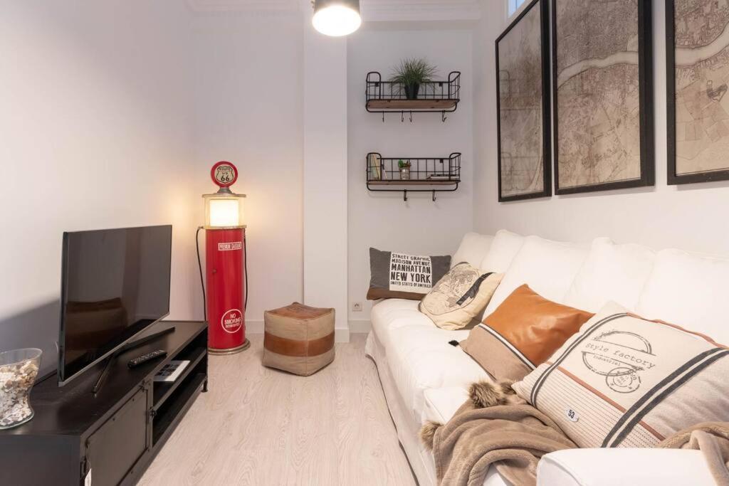 Apartamento Luxury Centro Bilbao Garaje Екстериор снимка