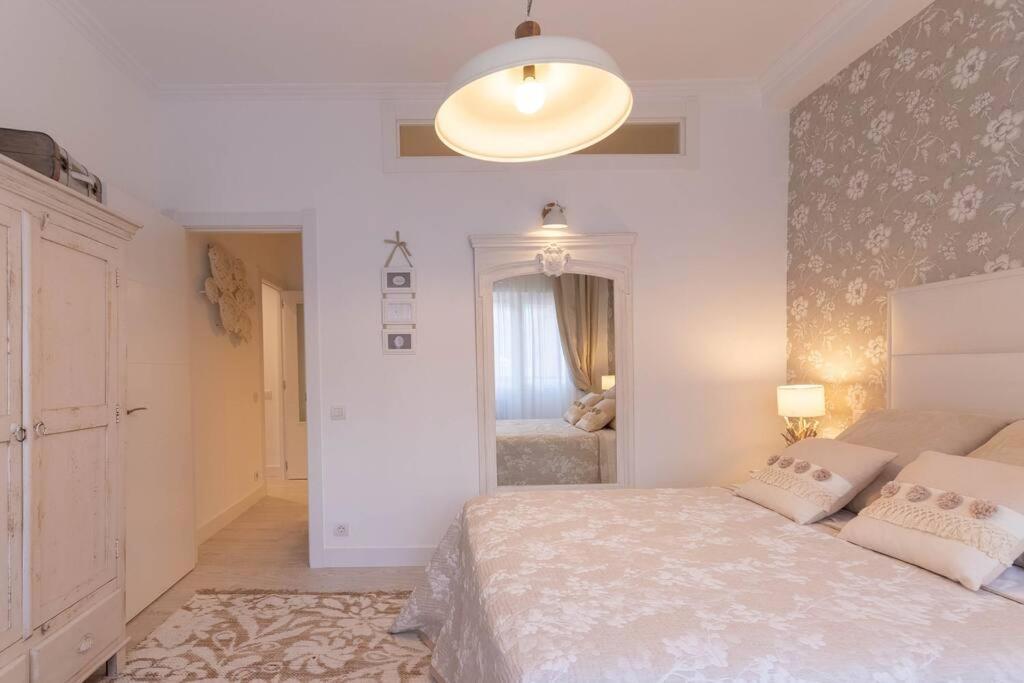 Apartamento Luxury Centro Bilbao Garaje Екстериор снимка