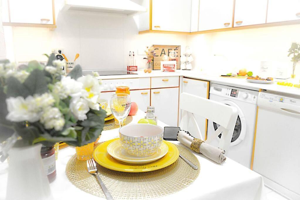 Apartamento Luxury Centro Bilbao Garaje Екстериор снимка